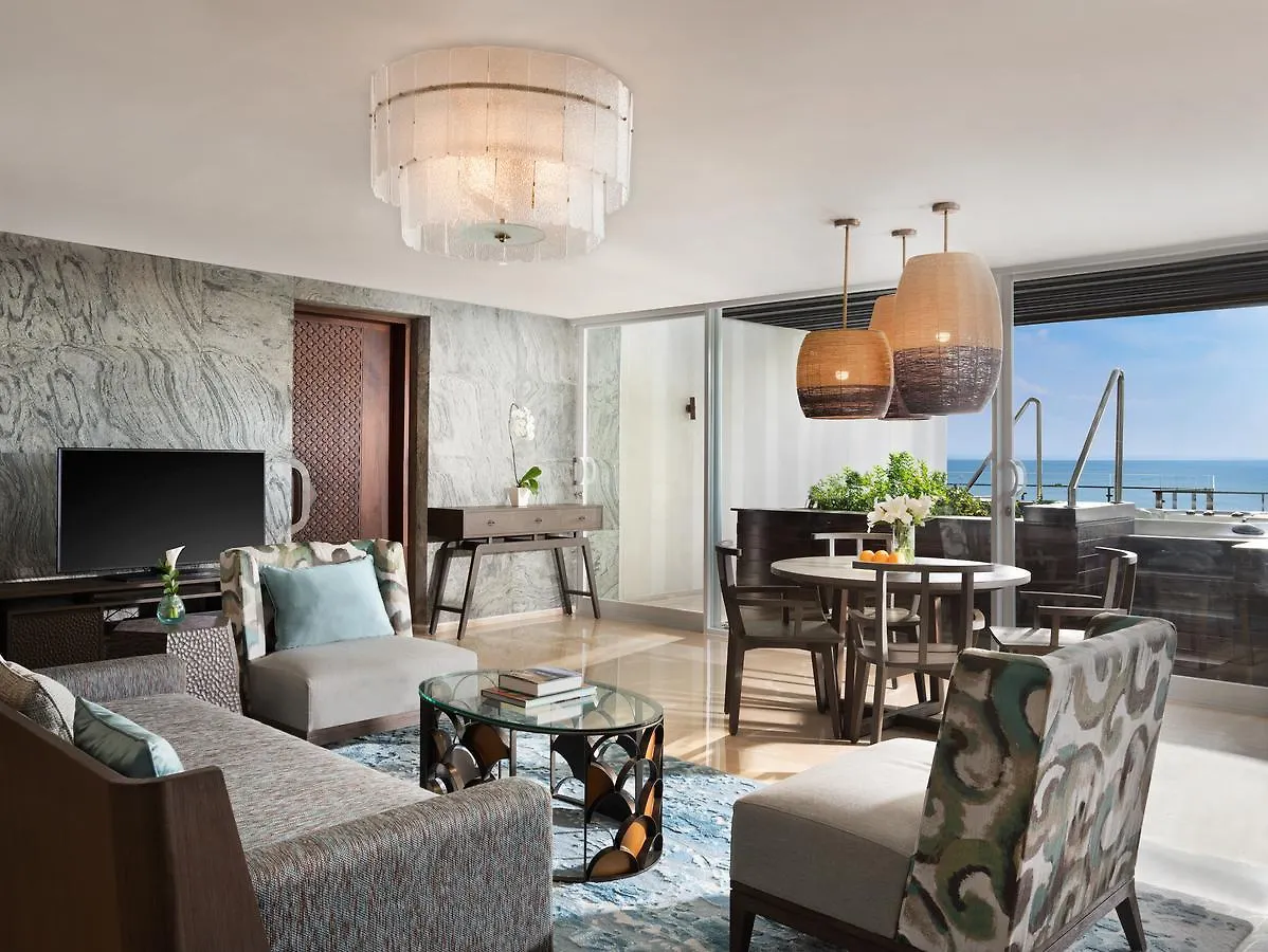 Anantara Uluwatu Bali Resort 5*, Улувату
