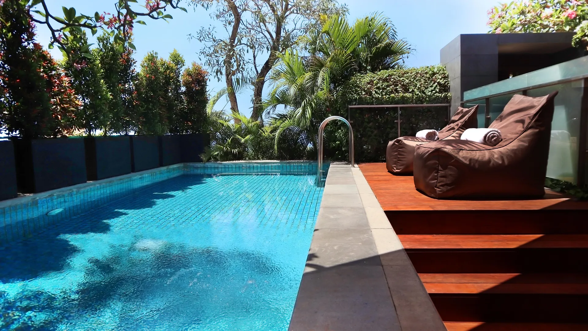 Anantara Uluwatu Bali Resort  Uluwatu (Bali)