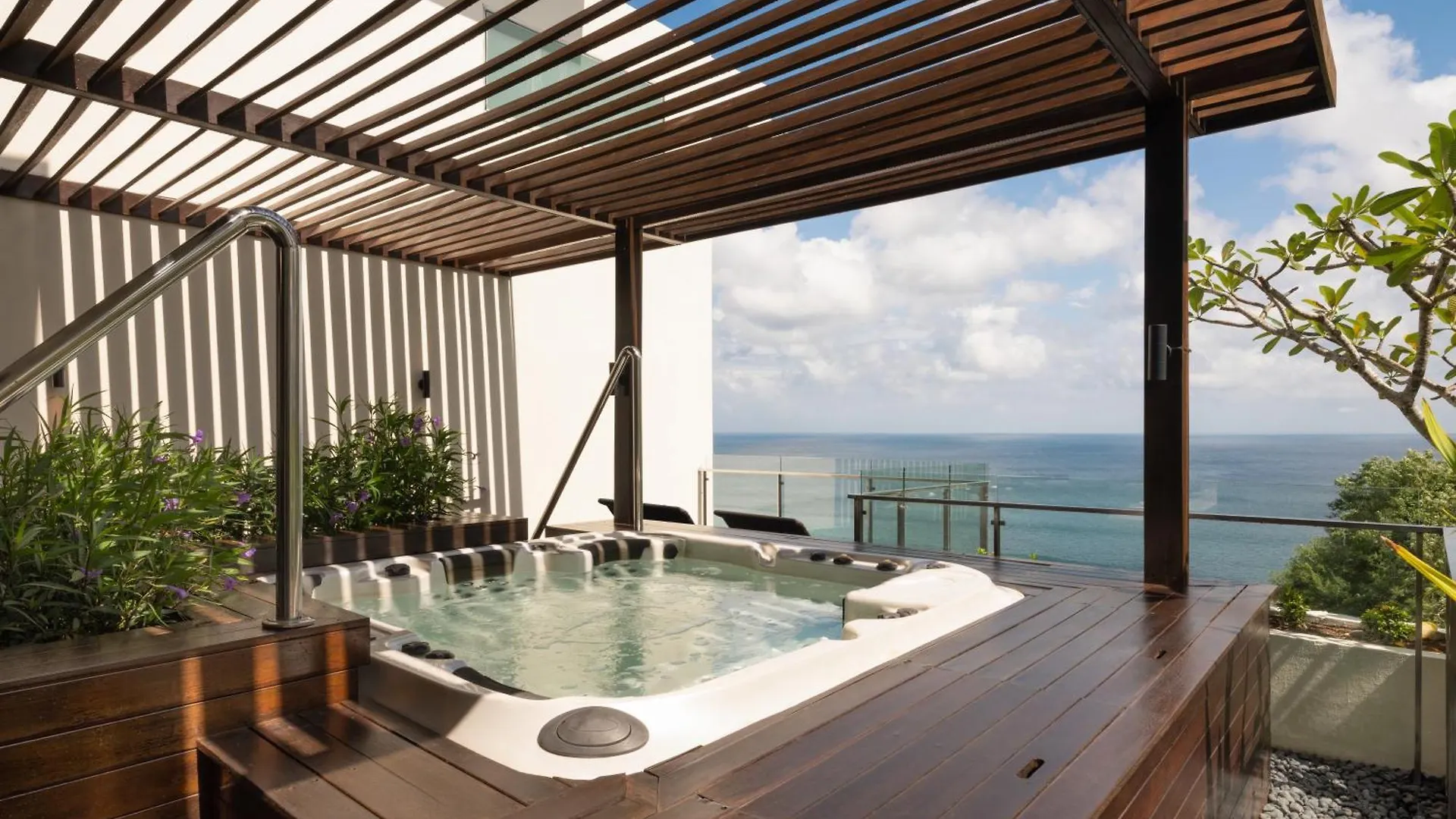 Anantara Uluwatu Bali Resort 5*,